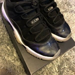 Jordan 11 Baron size 8.5
